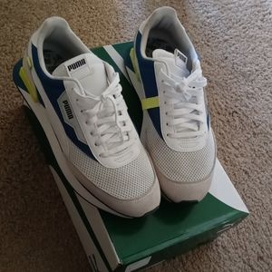 Puma sneakers